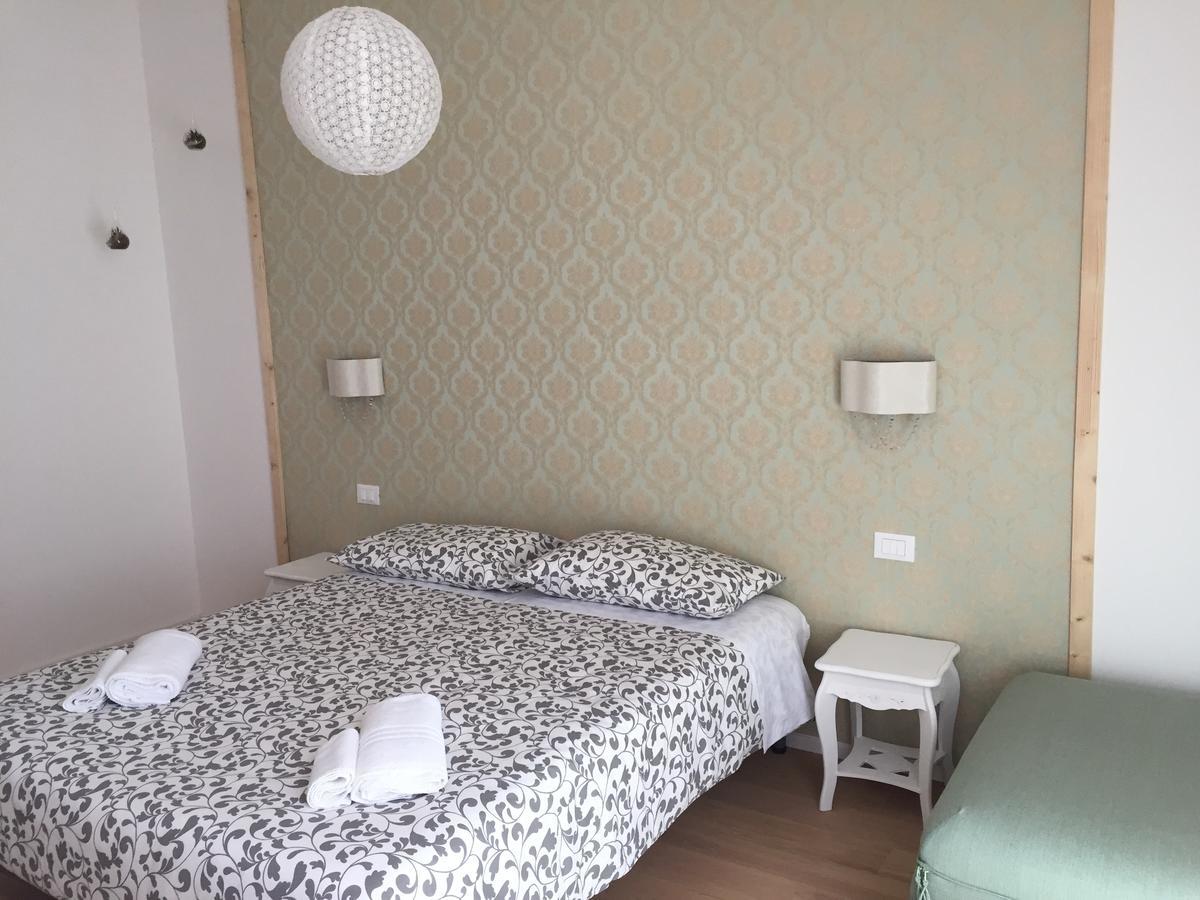Dante Rooms And Apartment Тренто Екстер'єр фото