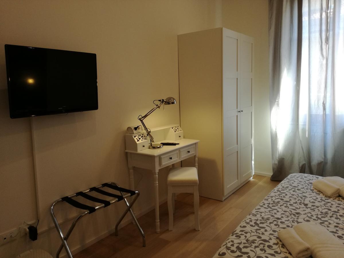 Dante Rooms And Apartment Тренто Екстер'єр фото