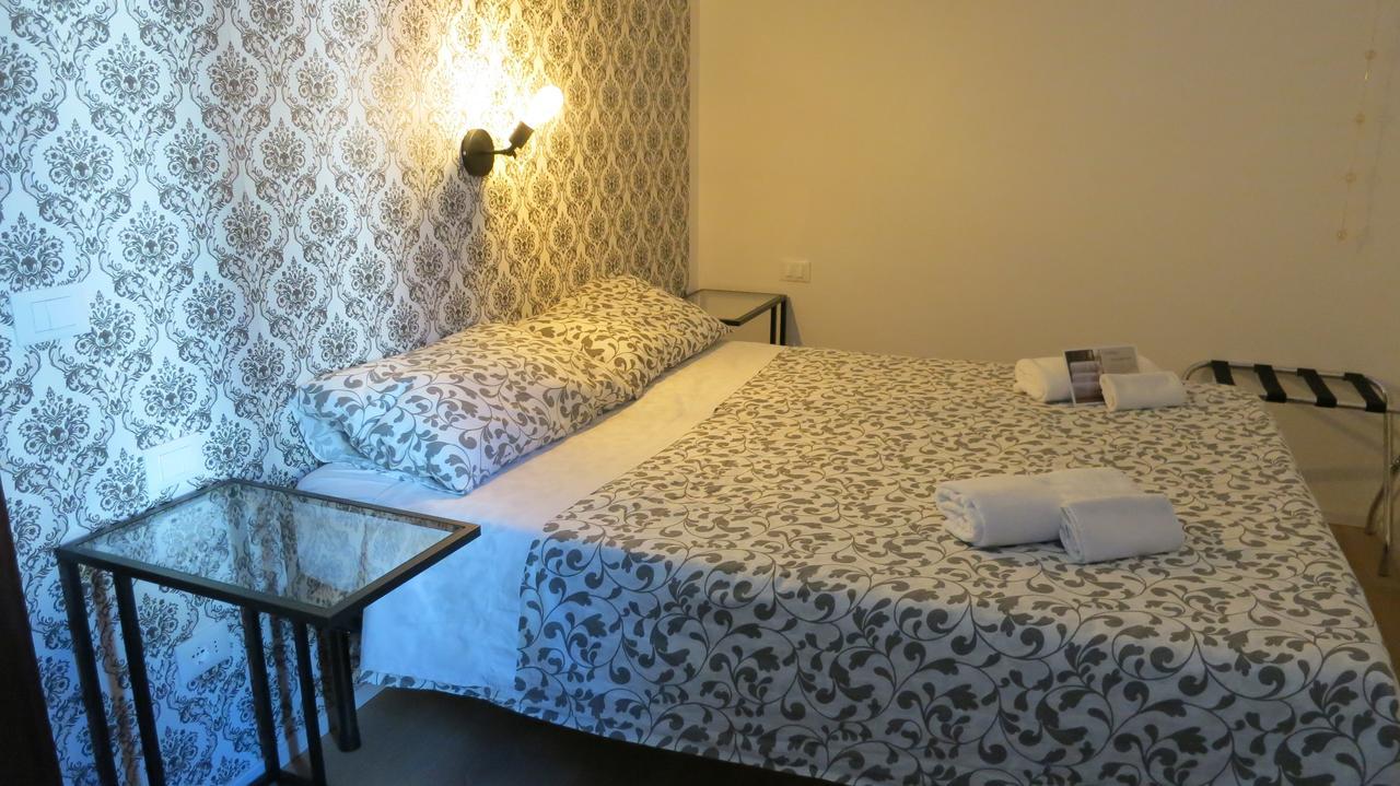 Dante Rooms And Apartment Тренто Екстер'єр фото