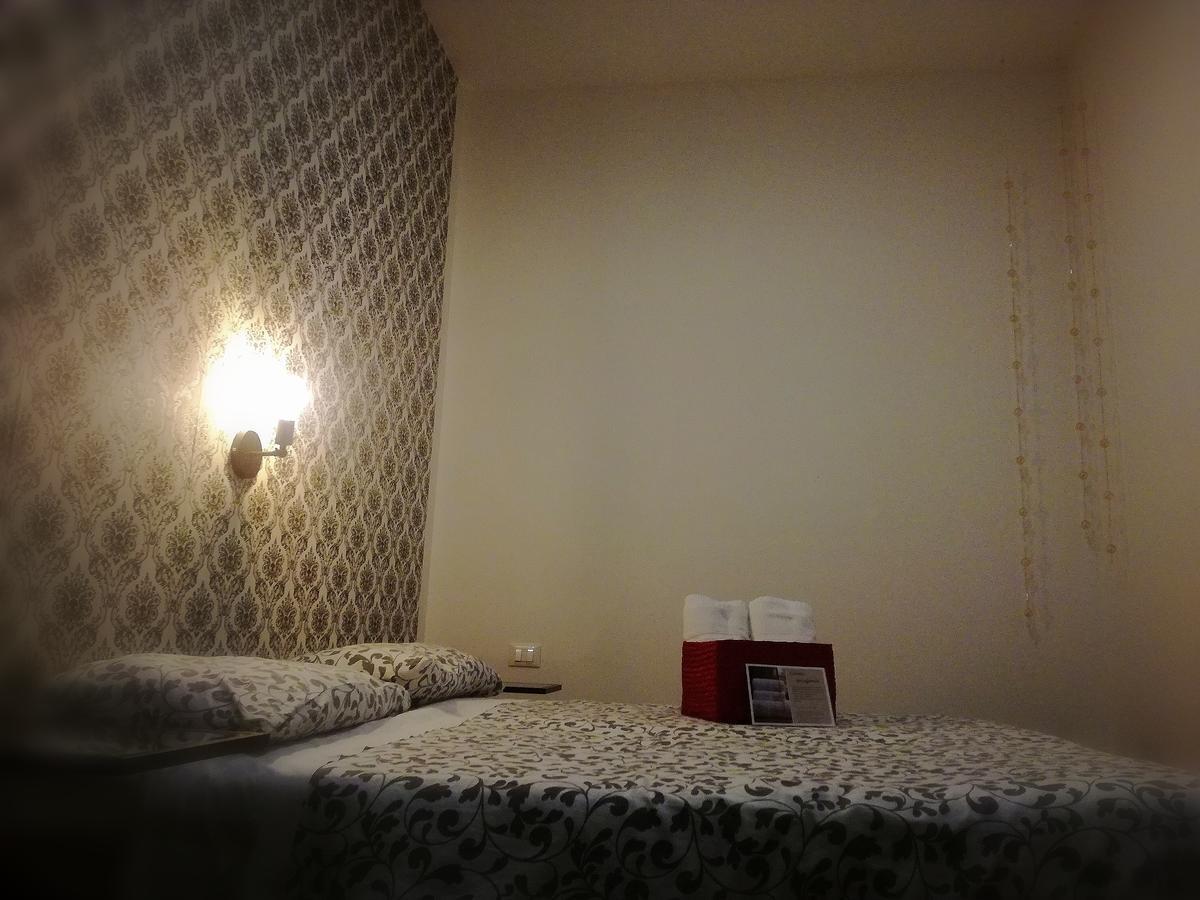 Dante Rooms And Apartment Тренто Екстер'єр фото